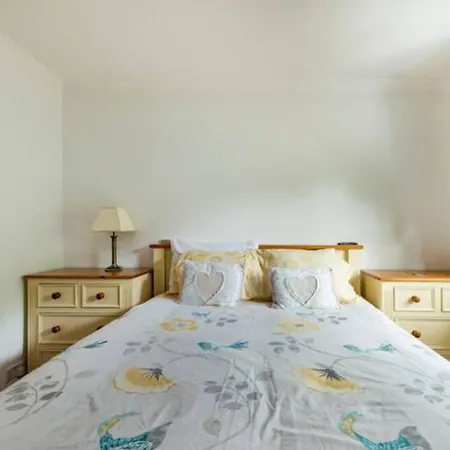 River View Cottage, In Center 度假居